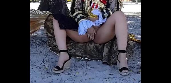  Mimi fazendo squirt com alegoria do Carnaval do Rio de Janeiro